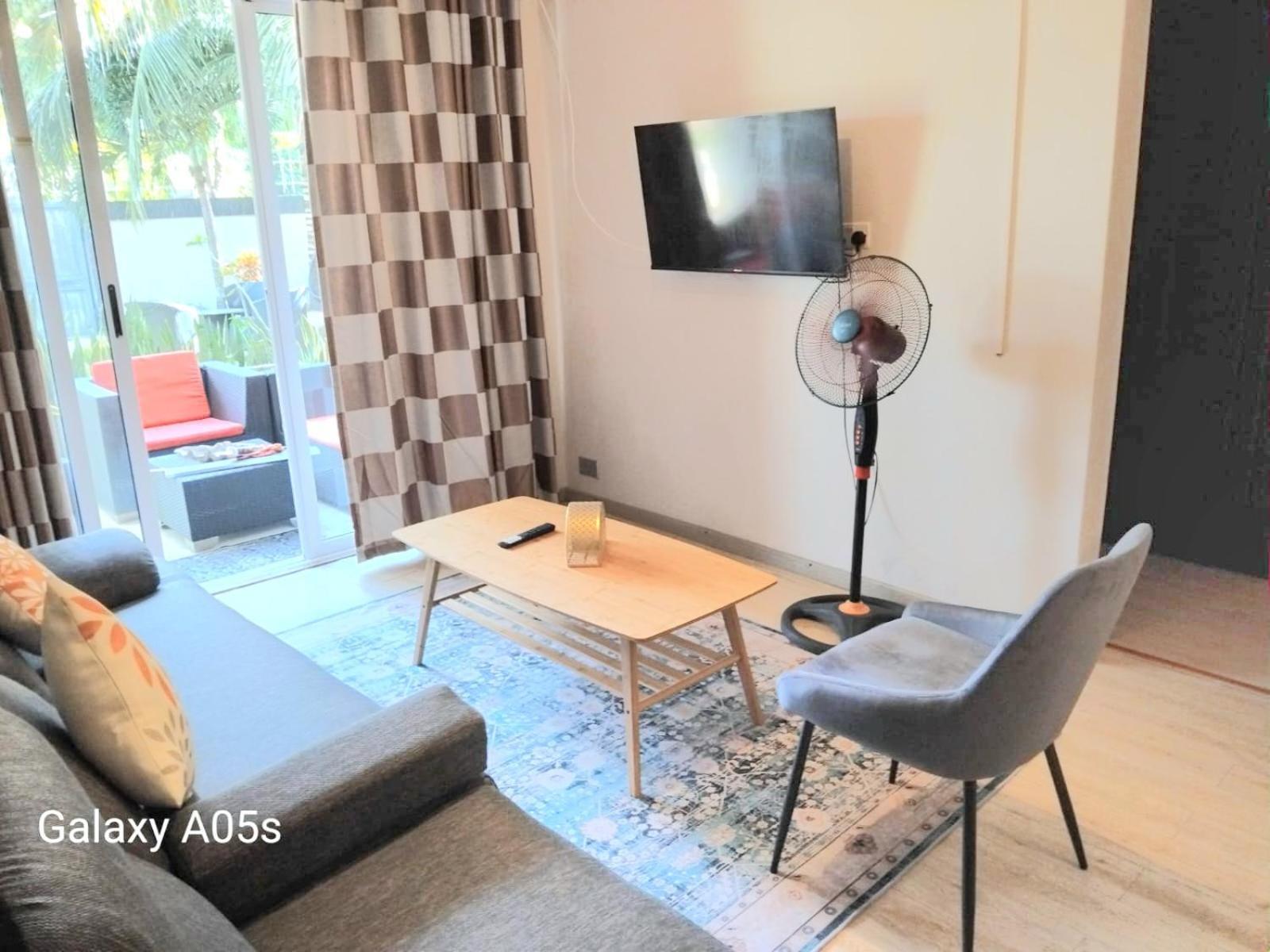 Number 1, Ground Floor Apartment Pereybere Beach Екстериор снимка